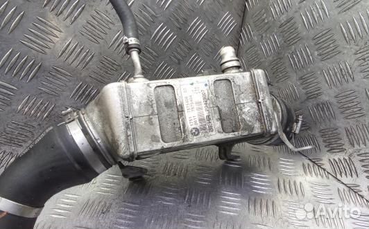 Радиатор интеркуллера BMW 7 F01 (3FX22KC02)