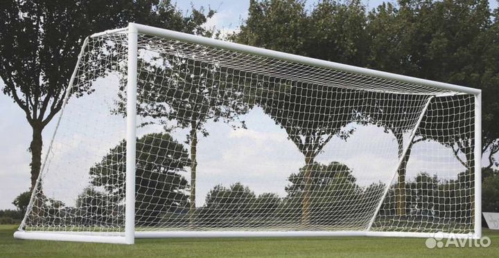 Ворота футбольные. Безопасные. Испания