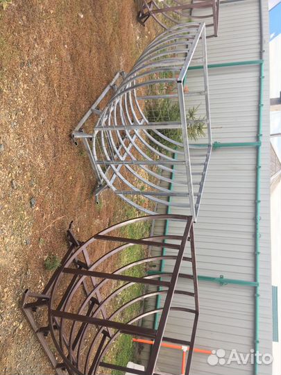 Кормушка под сено