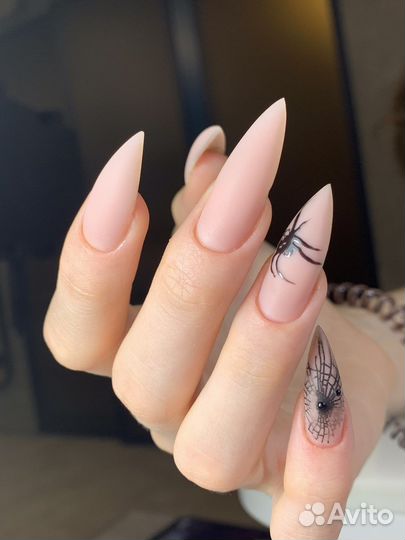 Наращивание ногтей