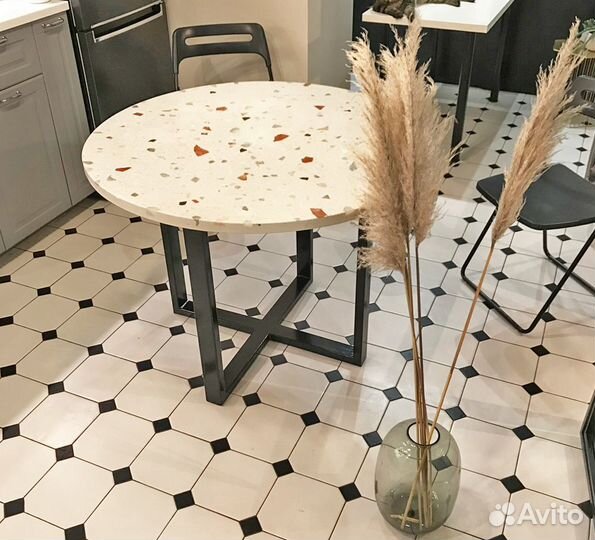 Столешницы из камня, подоконники, столы из бетона