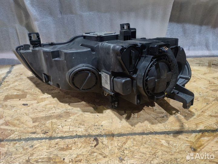 Фара ксеноновая передняя левая Bmw X5 E70 2007