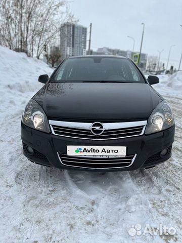 Opel Astra 1.8 AT, 2010, 197 200 км объявление продам