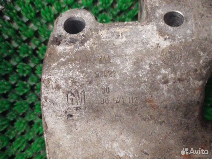 Кронштейн генератора Opel Astra G 1998-2009