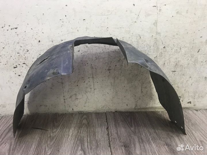 Подкрылок передний правый Opel Corsa C