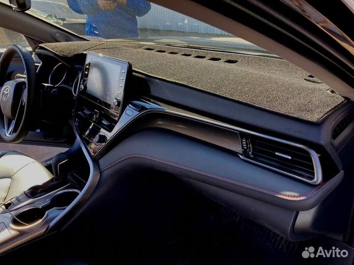 Накидка на панель Toyota Camry V70 2017-2021г