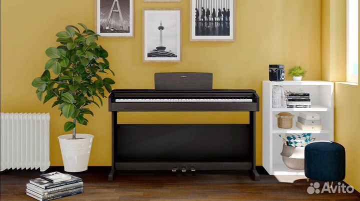 Цифровое фортепиано Yamaha + банкетка