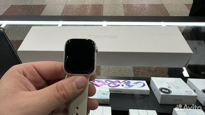 Apple Watch S8 45mm б/у