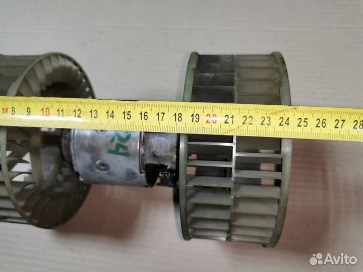 Моторчик печки под кондиционер на Mercedes W124