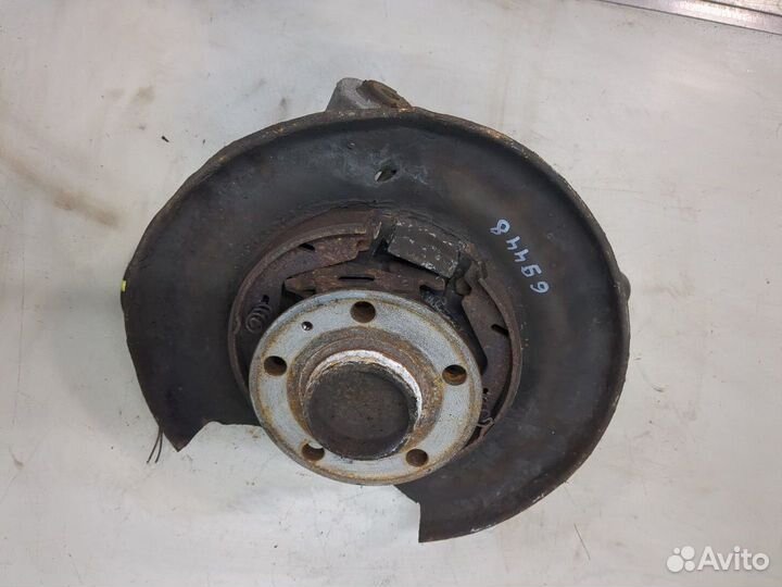 Ступица (кулак, цапфа) Volvo S80, 2002