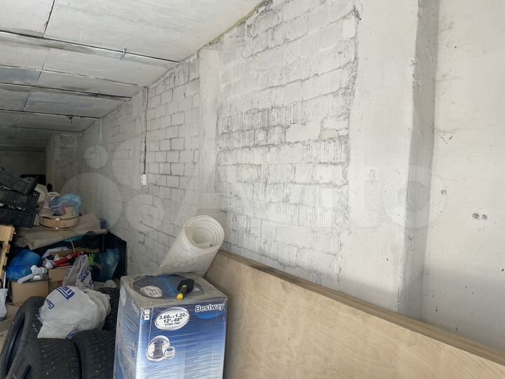 Гараж, > 30 м²