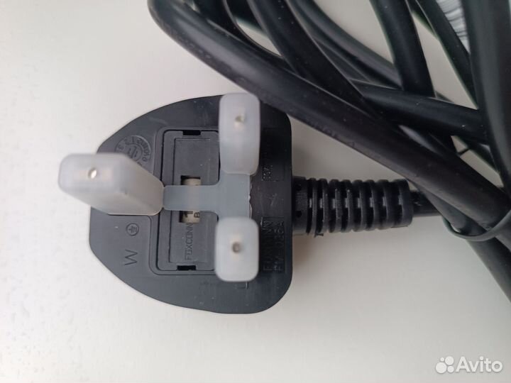 Кабель питания с британской вилкой