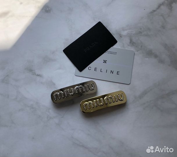 Премиальная заколка для волос miu miu