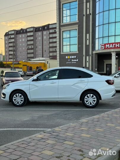 LADA Vesta 1.8 CVT, 2024, 17 000 км