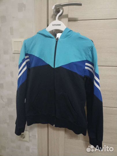 Спортивный костюм для мальчика 140