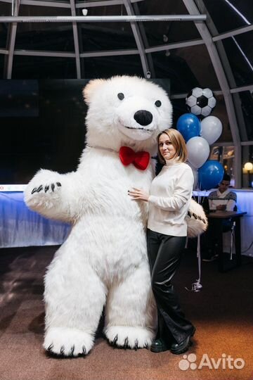 Белый мишка. Ростовые куклы, шары, поздравление