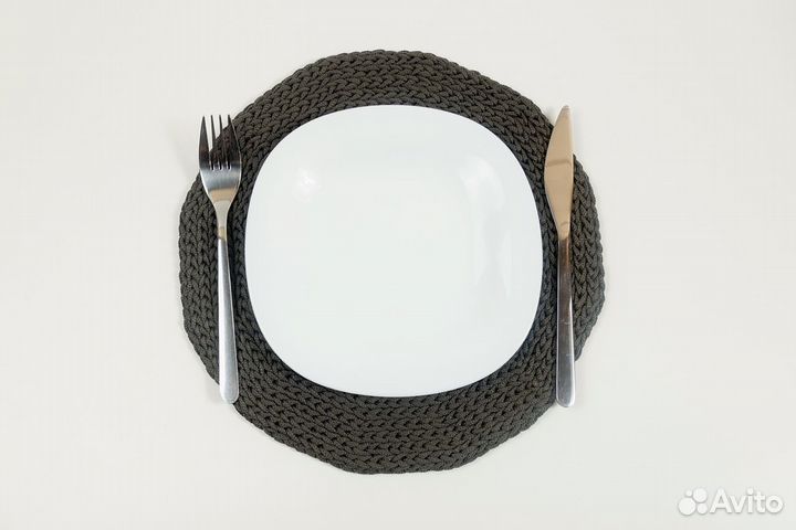 Интерьерная сервировочная салфетка ручной работы