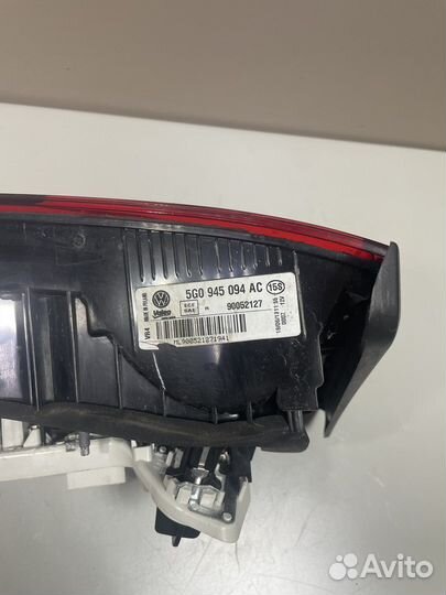 Фонарь правый в крышку Volkswagen Golf 7 5G