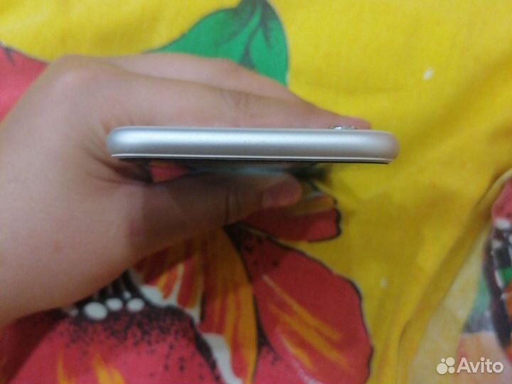 iPhone 6S, 128 ГБ