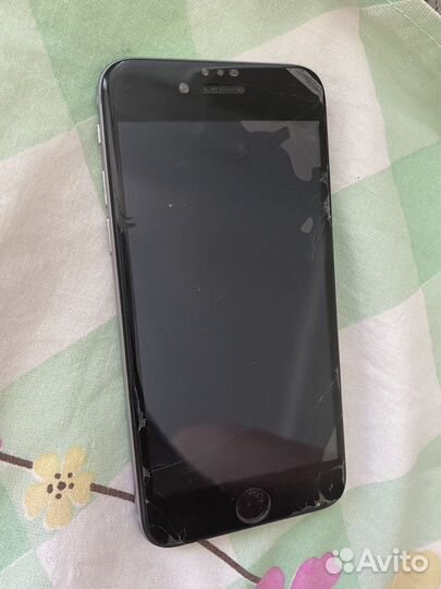 Телефон iPhone 6s