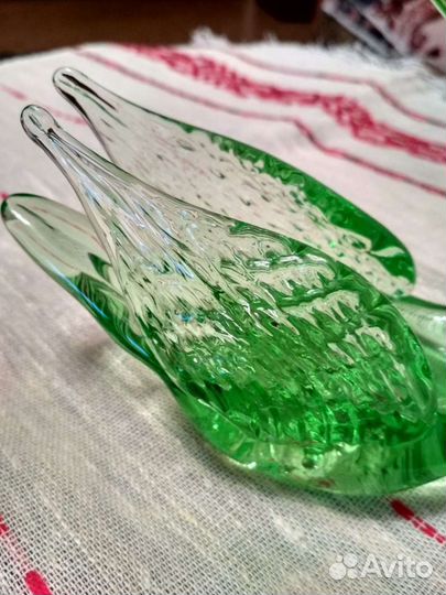 Лебедь чешское стекло