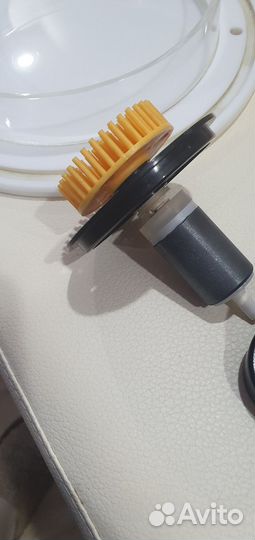 Оборудование для аквариума: скимер, светильник