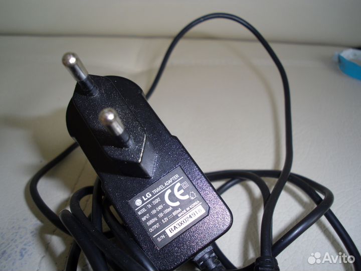 Зарядные устройства для LD и samsung и другие