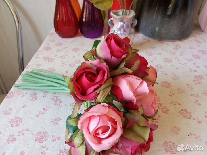 Вазы и цветы