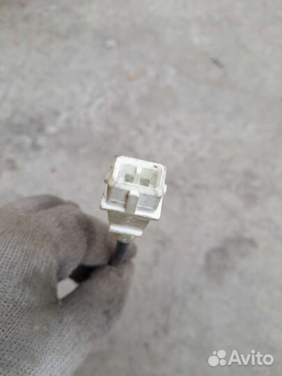 Датчик коленвала volvo 960