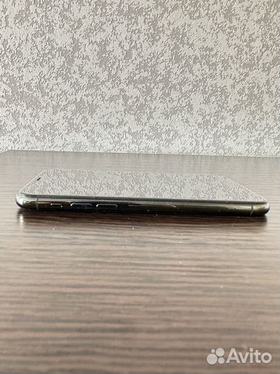 Телефон iPhone 11 pro 256 Gb