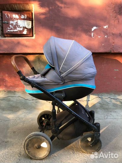 Коляска tutis