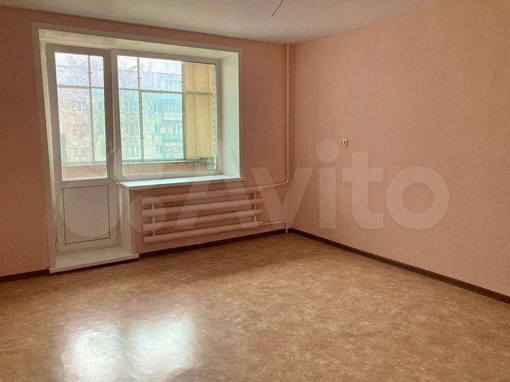 2-к. квартира, 52 м², 4/7 эт.