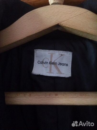 Пальто Calvin Klein Jeans