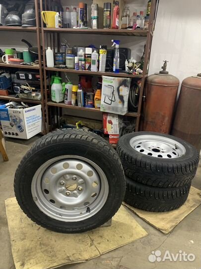 R14 Nokian Tyres Nordman 5 175/65, PCD 4x98 DIA 13