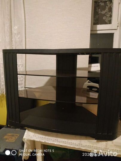 Подставка под аппаратуру