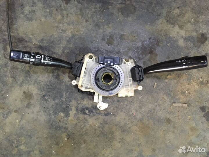 Подрулевой переключатель toyota ipsum