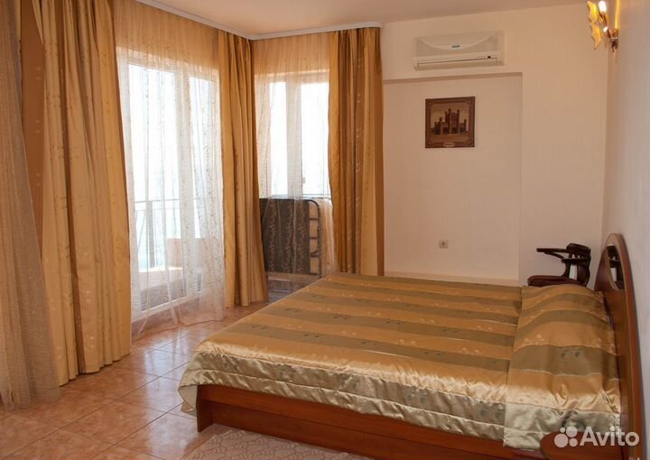 Отель на берегу моря с сауной и мангальной