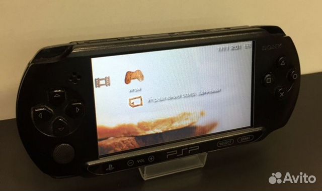 Отличная батарейка перешита PSP Sony с играми
