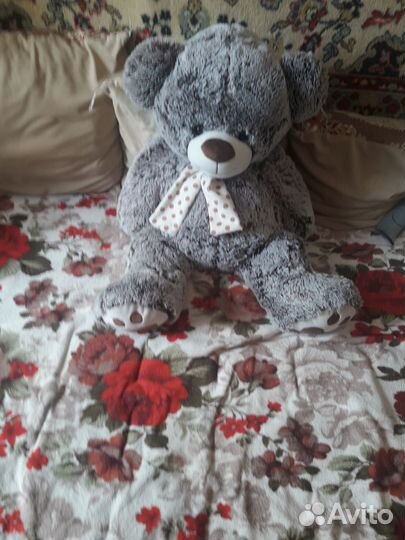 Плюшевый медведь