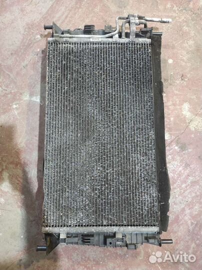 Радиаторы в сборе с вентилятором Форд Фокус 2