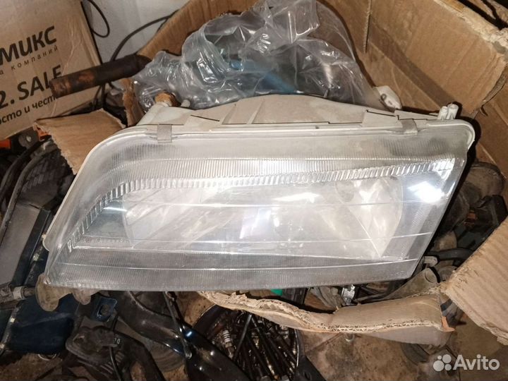 Левая фара Ниссан Максима А32