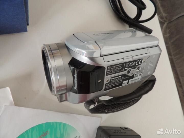Видеокамера Panasonic HDC-SD1