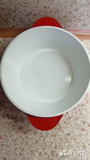 Продам жаровню/кастрюлю(новая)