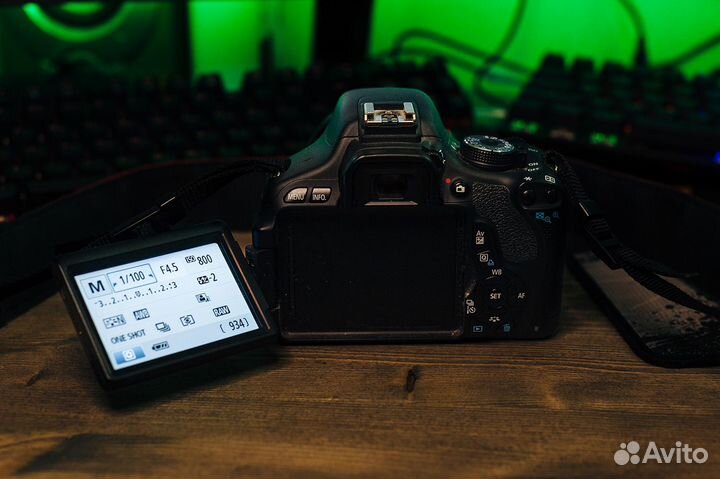 Фотоаппарат Canon 600D