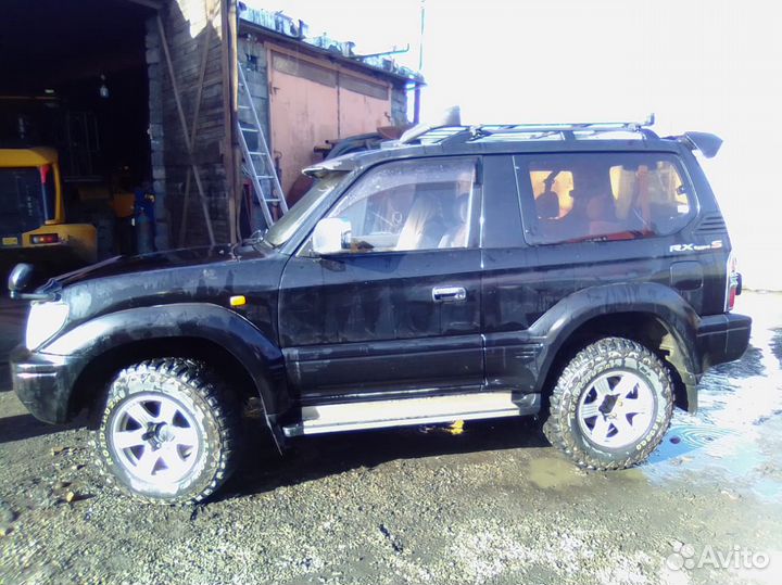 Toyota Land Cruiser Prado 2.7 AT, 1997, 555 555 км