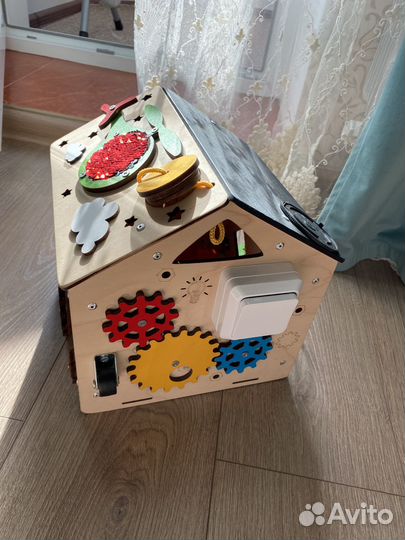 Бизиборд домик со светом