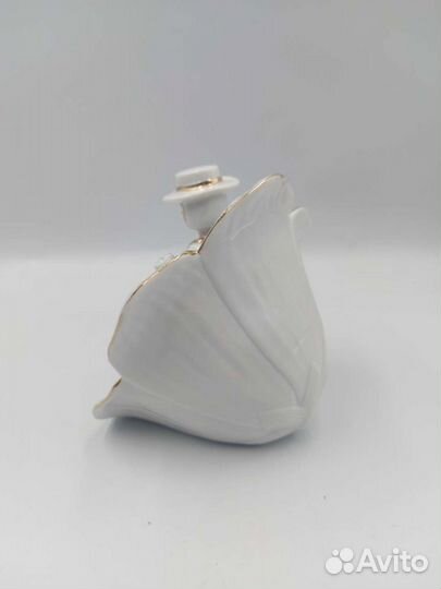 Статуэтка винтаж фарфор 