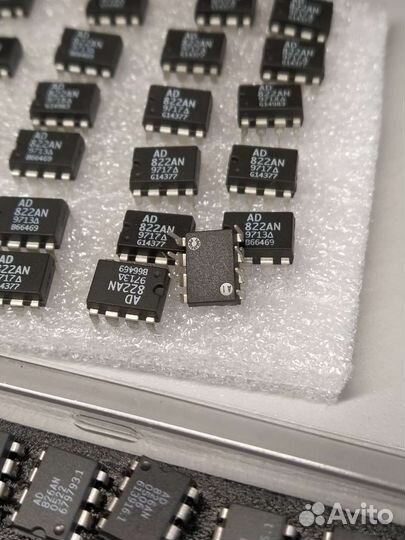 Операционные усилители AD826, AD822