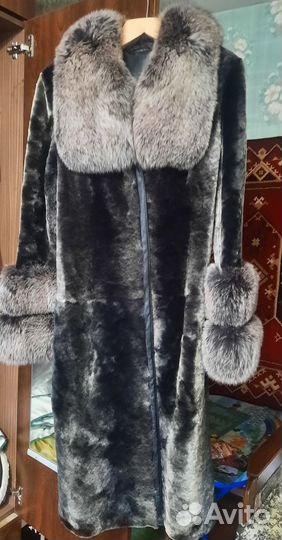 Шуба мутон + чернобурка