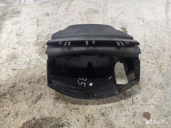 Кожух рулевой колонки Opel Zafira B minivan 1.6